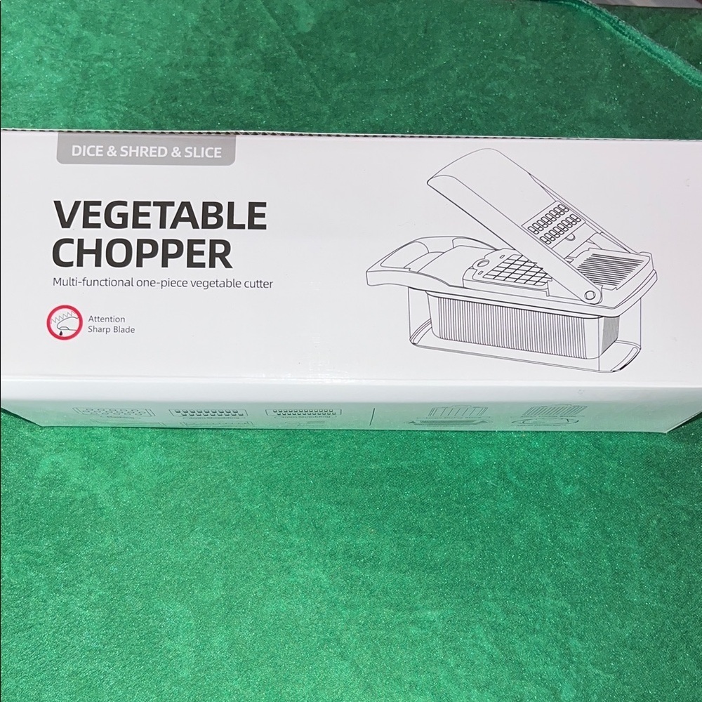 NWOT Vegetable Chopper with Multi-functional Cutter